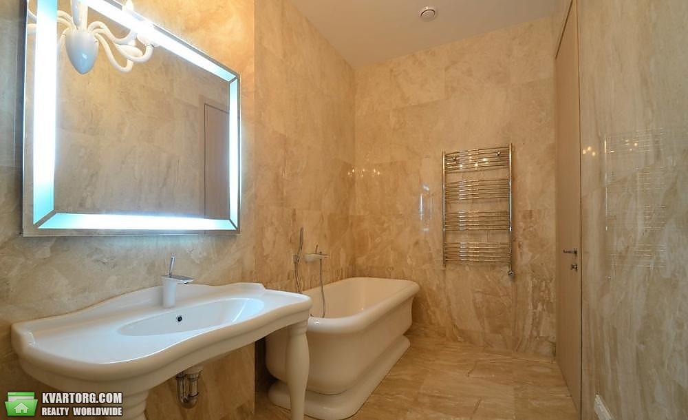 Rent out 2-room apartment. Киев,  Голосеевский пр — photo 8