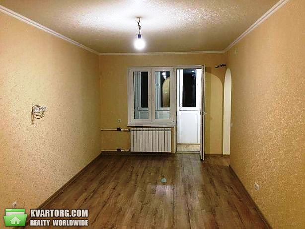 Sell 2-room apartment. Киев,  Отрадный пр — photo 1