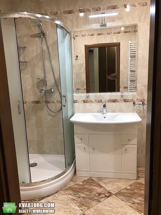 Rent out 1-room apartment. Львов, Червоної Калини — photo 3