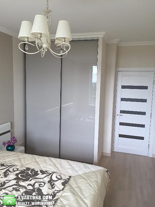 Rent out 2-room apartment. Киев,  Петрицкого — photo 2