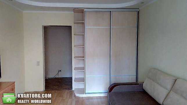 Sell 1-room apartment. Киев,  Урловская — photo 2