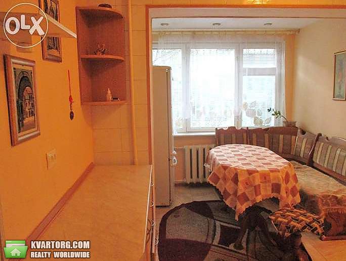 Rent out 3-room apartment. Киев,  Жукова — photo 4
