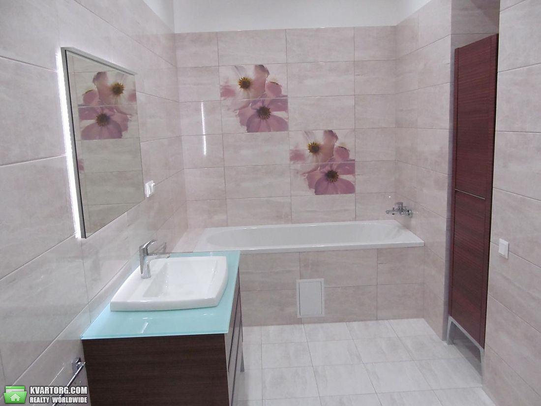 Rent out 3-room apartment. Киев,  Кловский спуск — photo 9