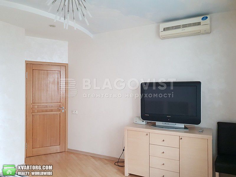 Rent out 3-room apartment. Киев,  Григоренко пр — photo 6