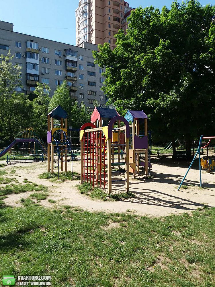 Sell 2-room apartment. Киев,  Драгомирова — photo 2