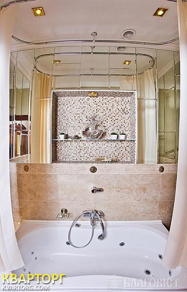 Sell 2-room apartment. Киев,  Богдана Хмельницкого — photo 4