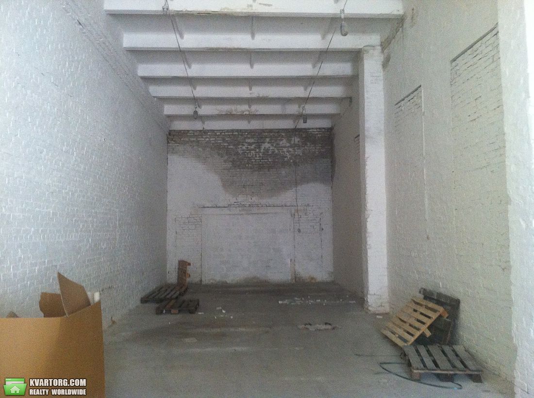 Rent out warehouse. Киев,  Стройиндустрии — photo 1