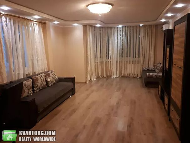 Rent out 3-room apartment. Киев,  Гашека — photo 3