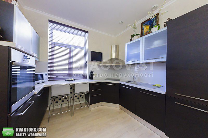 Rent out 2-room apartment. Киев,  Институтская — photo 4