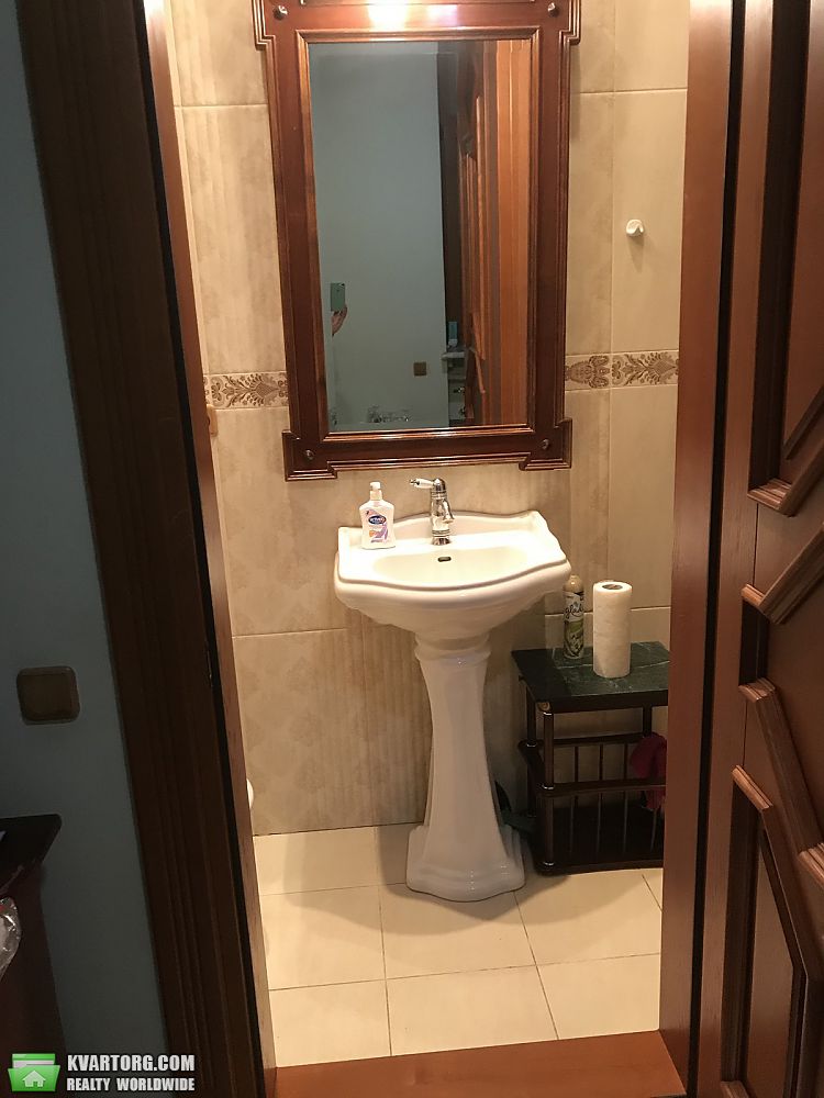 Rent out office. Киев, малая Житомирская — photo 6