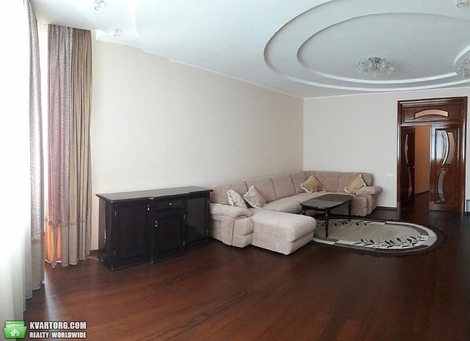 Rent out 4-room apartment. Киев,  Старонаводницкая — photo 1