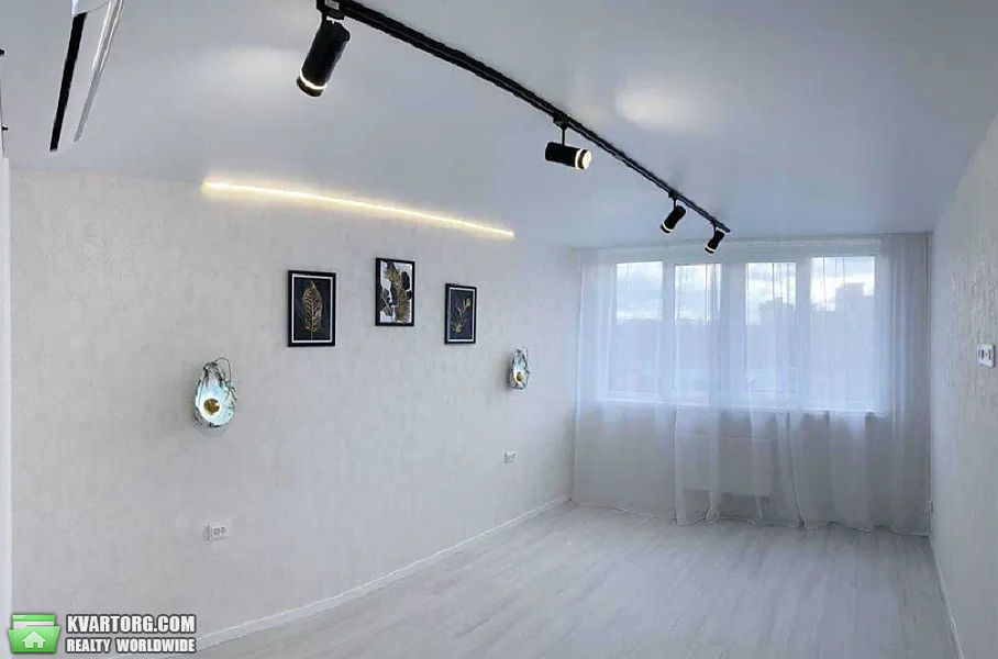 Sell 3-room apartment. Киев, Максимовича — photo 2