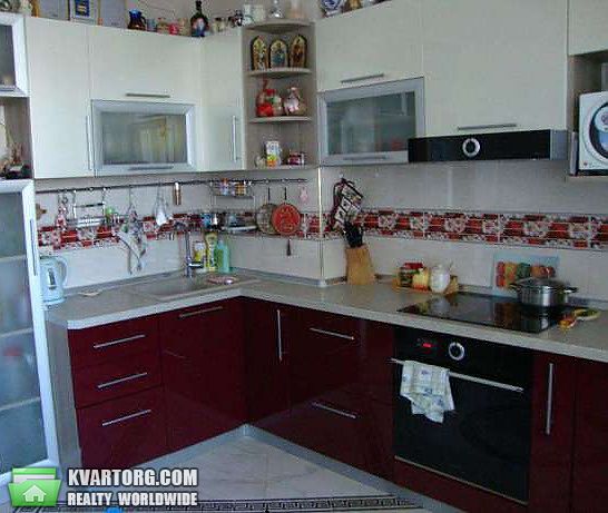 Sell 3-room apartment. Киев,  Урловская — photo 1