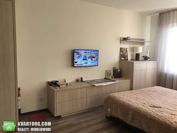 Rent out 1-room apartment. Киев,  Межевая — photo 5