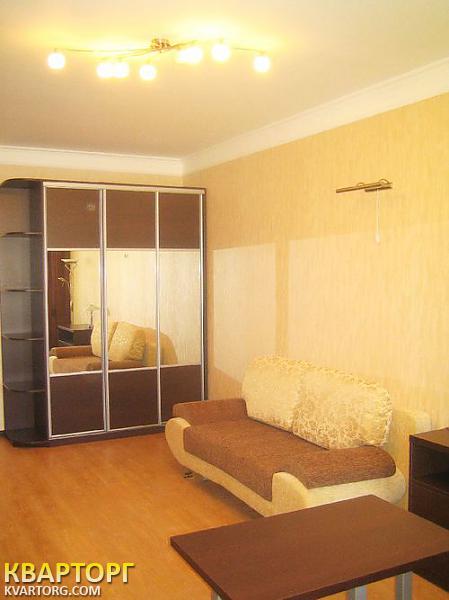 Rent out 1-room apartment. Киев, Героев Сталинграда пр — photo 1