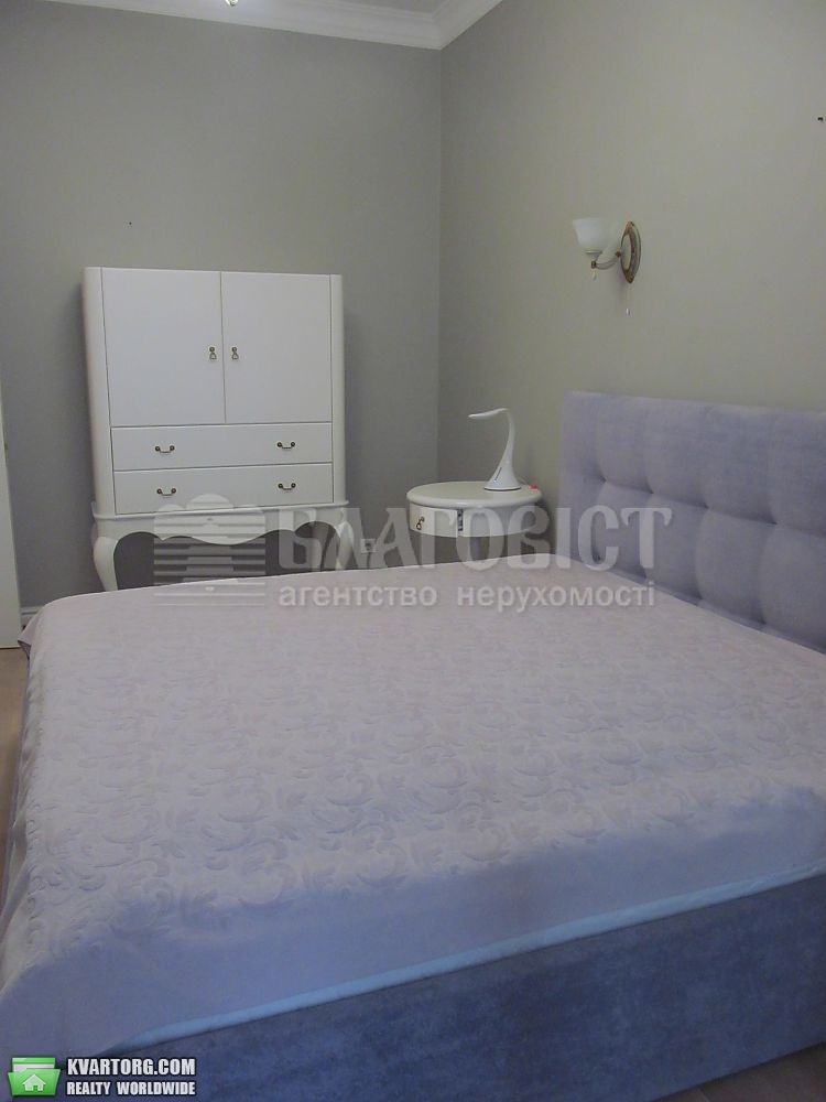 Rent out 3-room apartment. Киев,  Воздвиженская — photo 3