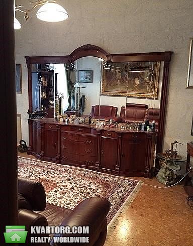Sell 3-room apartment. Киев,  Рейтарская — photo 2
