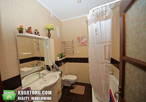 Rent out 2-room apartment. Киев, Почайнинская — photo 10