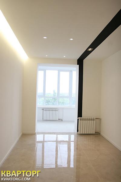Sell 2-room apartment. Киев,  Днепровская наб — photo 3