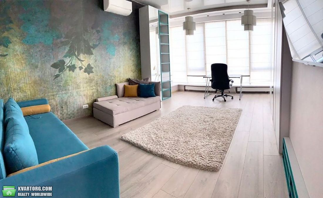 Sell 3-room apartment. Киев,  Днепровская наб — photo 2