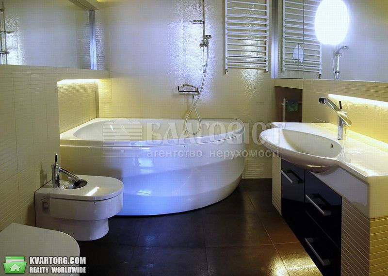 Sell 3-room apartment. Киев,  Лабораторная — photo 3
