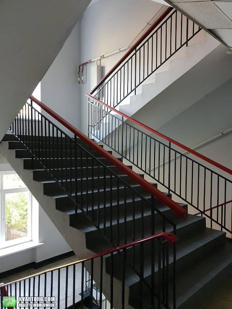 Rent out office. Киев, Коновальца — photo 5