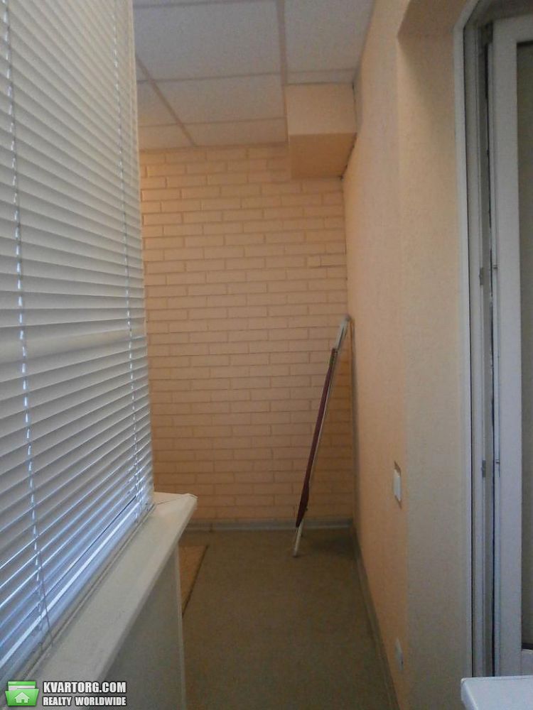Rent out 2-room apartment. Киев,  Леси Украинки бул — photo 8