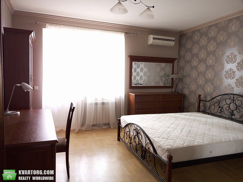 Sell 3-room apartment. Киев,  Днепровская наб — photo 1