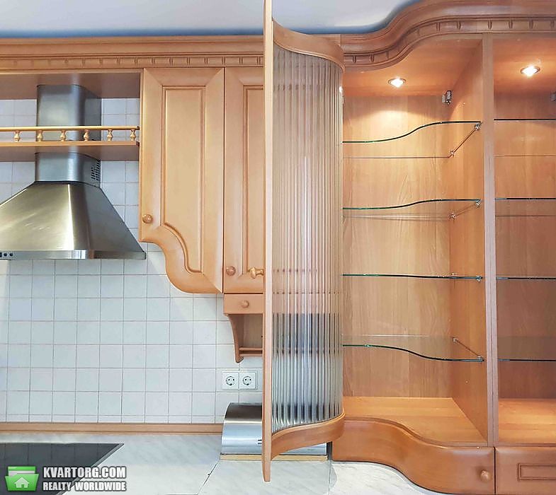 Sell 3-room apartment. Киев,  Вузовская — photo 2