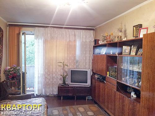 Sell 2-room apartment. Киев,  Салютная — photo 2