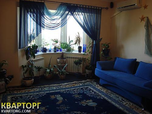 Rent out 4-room apartment. Киев,  Оболонская — photo 1