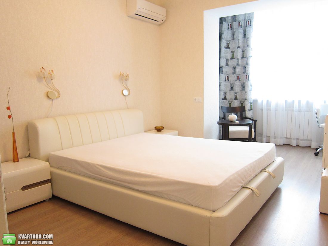 Rent out 2-room apartment. Киев, Ивана Франко — photo 4