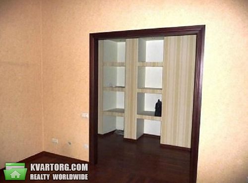 Sell 2-room apartment. Киев, Музейный пер — photo 2