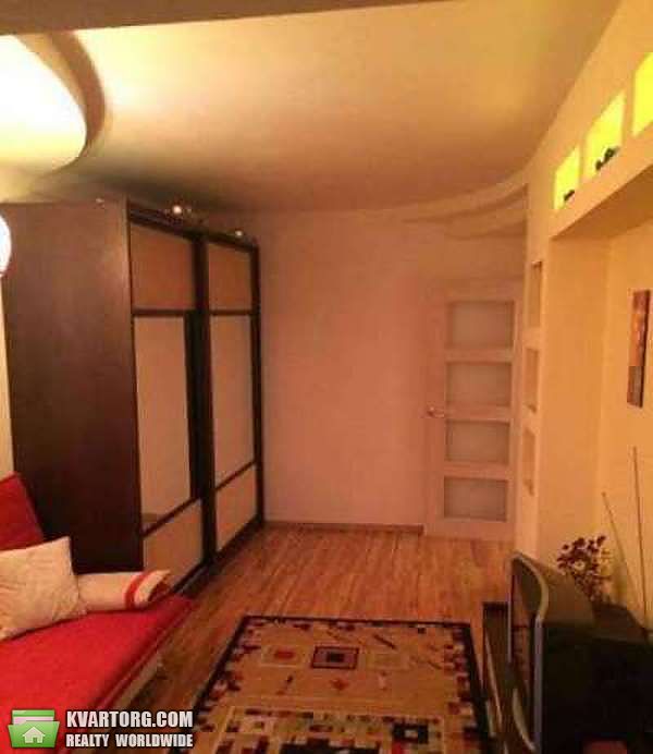 Sell 3-room apartment. Киев,  Львовская — photo 4