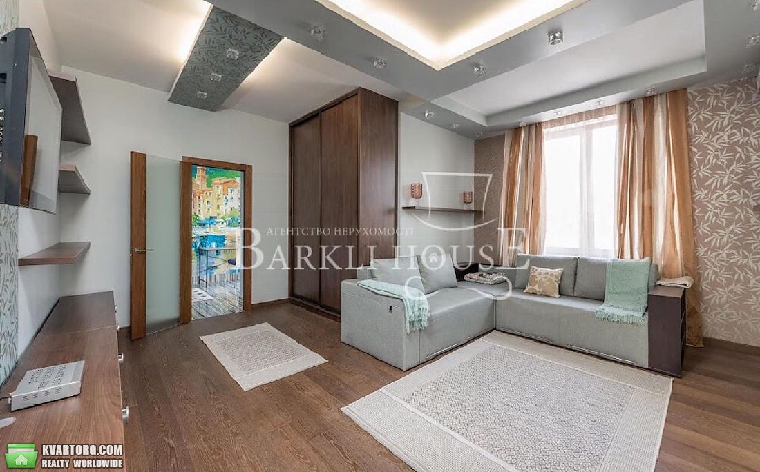 Rent out 3-room apartment. Киев,  Дмитриевская — photo 1