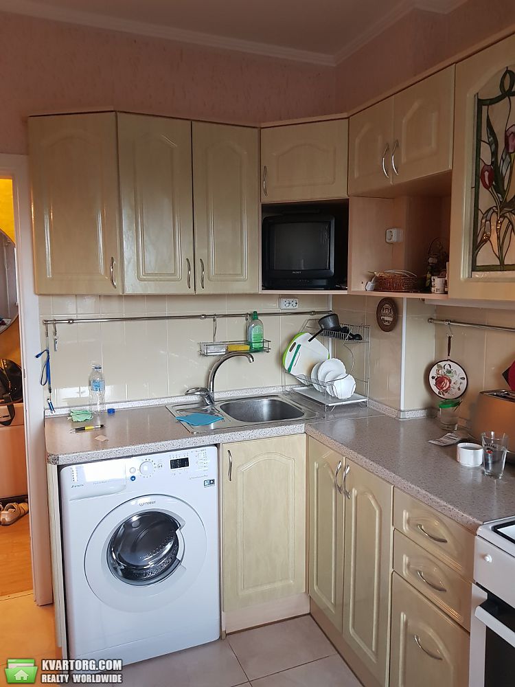 Sell 3-room apartment. Киев,  Тростянецкая — photo 4