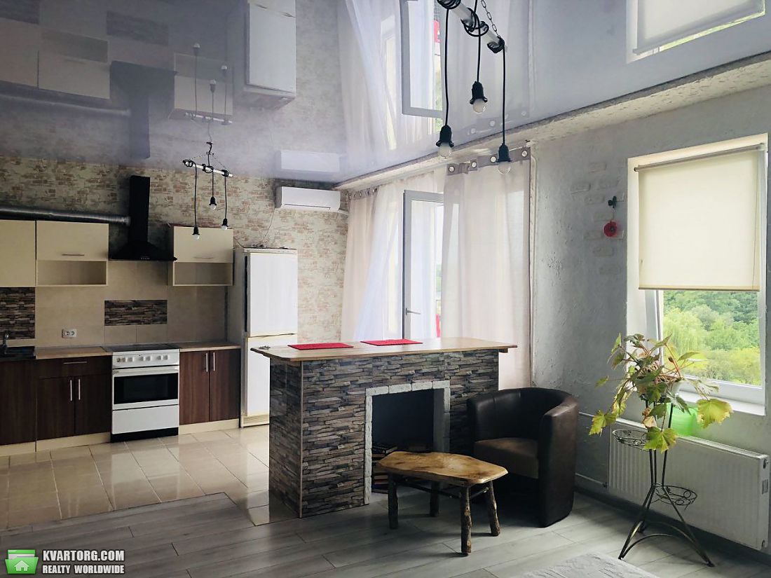 Sell 1-room apartment. Киевская обл., Олега Кошевого — photo 1