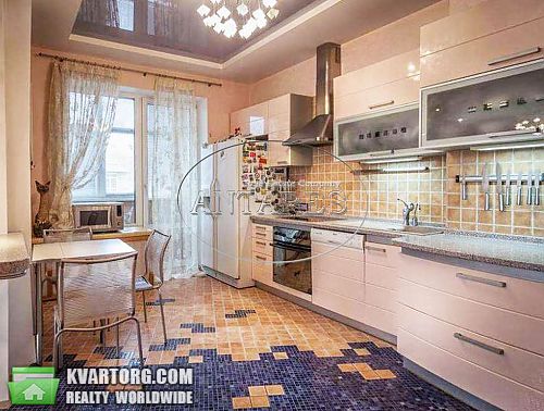 Rent out 3-room apartment. Киев, Дмитриевская — photo 1