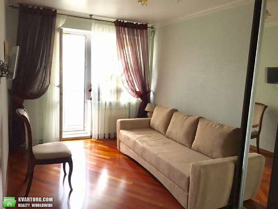 Sell 3-room apartment. Киев,  Героев Днепра — photo 2