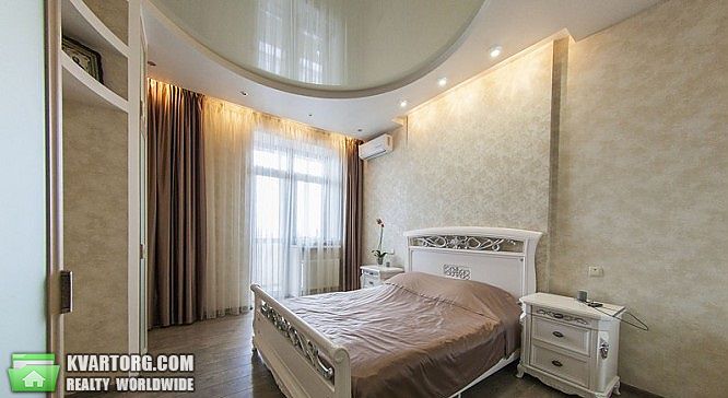 Sell 2-room apartment. Киев,  Щорса — photo 4