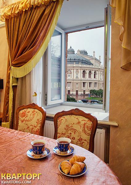 Rent out 3-room apartment. Одесса, Дерибасовская — photo 8