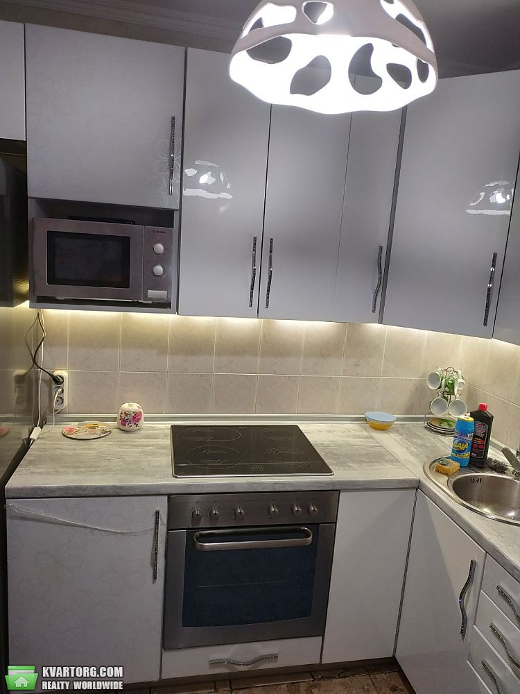 Rent out 1-room apartment. Киев, Шептицкого — photo 2