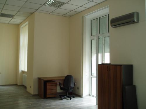 Rent out office. Киев, Лютеранская — photo 5