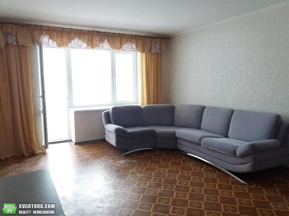 Sell 3-room apartment. Киев,  Бажана — photo 1