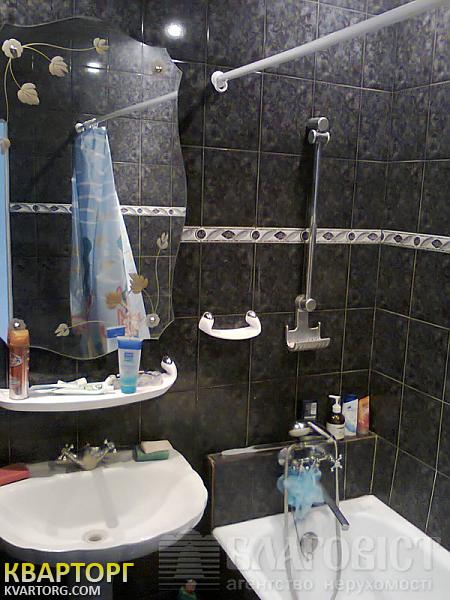 Rent out 2-room apartment. Киев,  Леси Украинки бул — photo 7