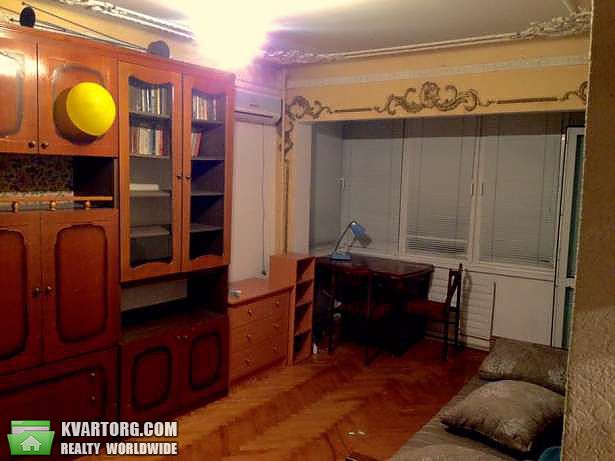 Rent out 2-room apartment. Киев,  Шумского — photo 1