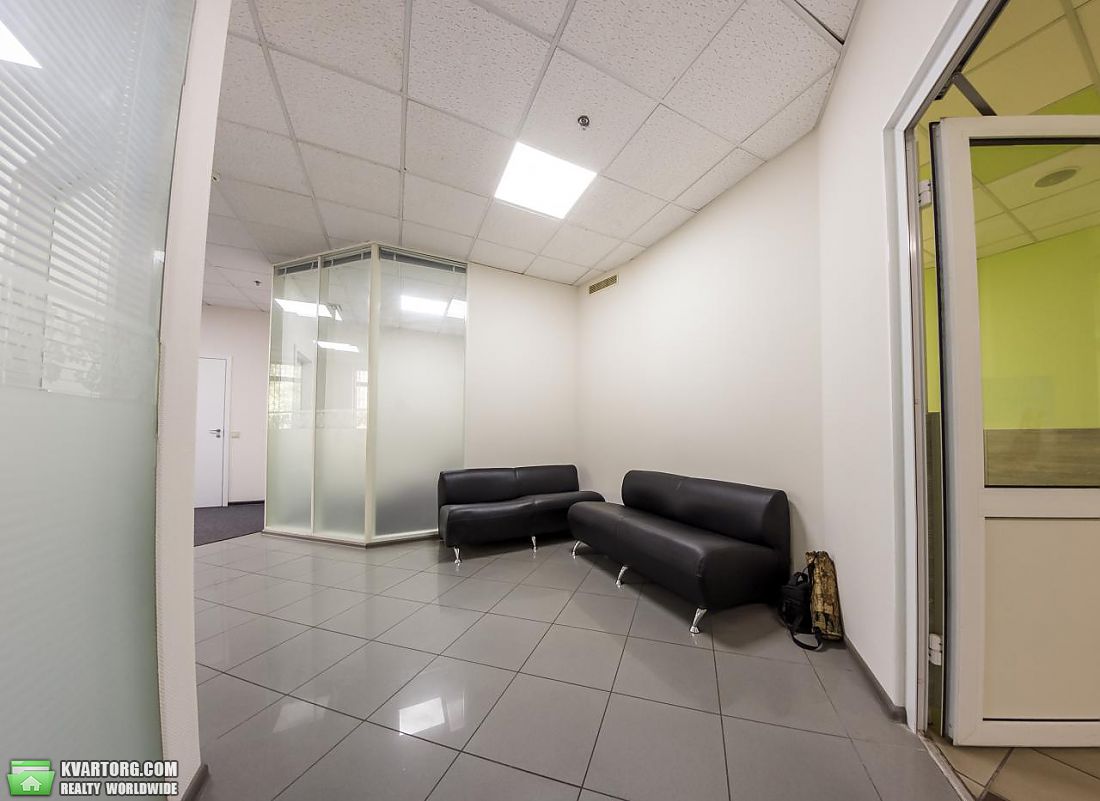 Rent out 1-room apartment. Киев,  Крещатик — photo 2