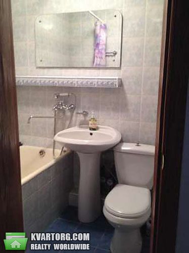 Rent out 2-room apartment. Киев,  Дегтяревская — photo 4