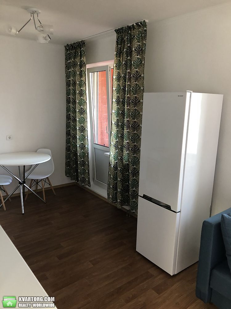 Rent out 1-room apartment. Киев,  Ломоносова — photo 3