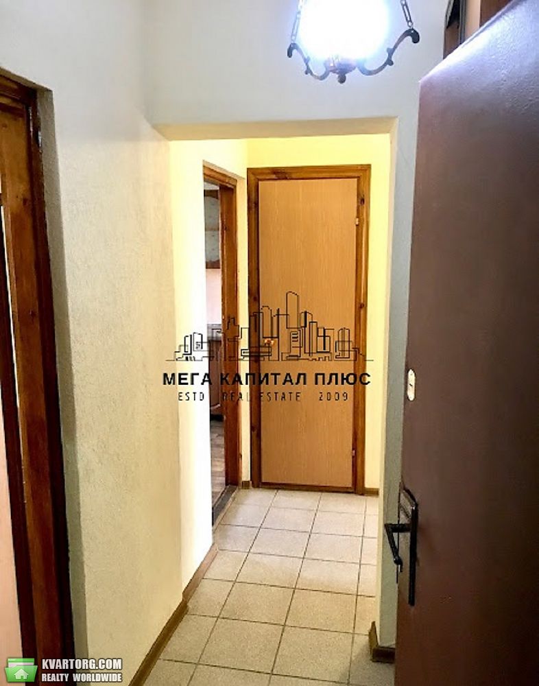 Rent out 2-room apartment. Киев, Эрнста — photo 7